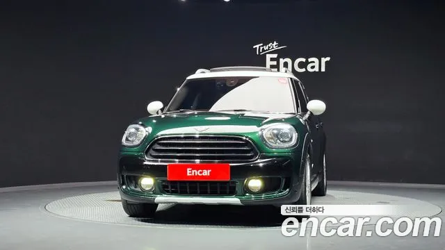 MINI Countryman 2019 thumb 3
