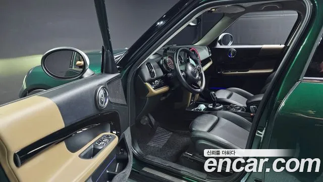 MINI Countryman 2019 thumb 10