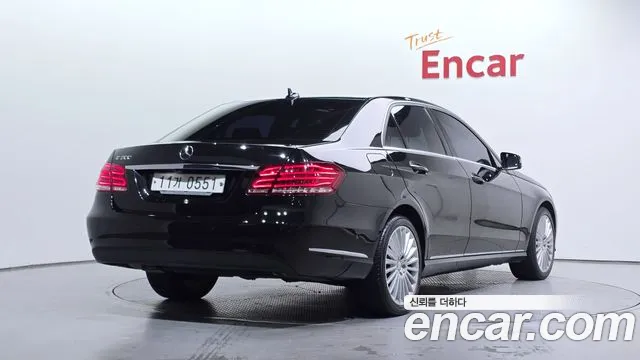Mercedes-Benz E-Класс 2016 thumb 2