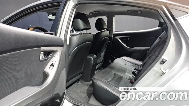 Hyundai Avante 2012 thumb 12
