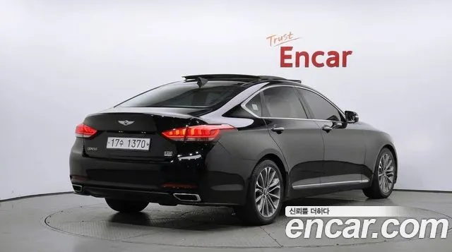 Hyundai Genesis 2014 thumb 2