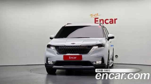 Kia Carnival 2021 thumb 3