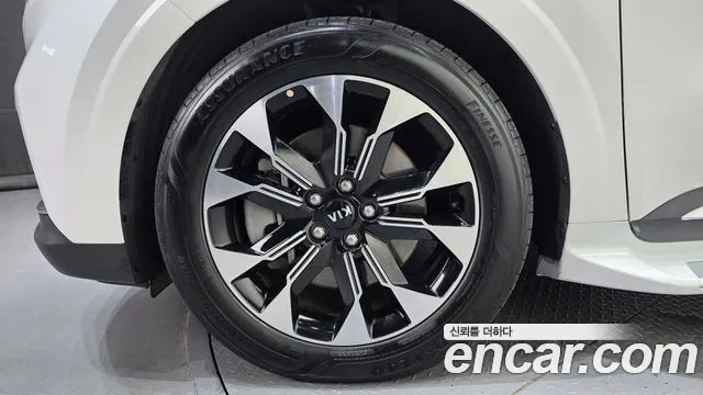 Kia Carnival 2021 thumb 5