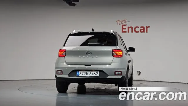 Hyundai Venue 2021 thumb 3