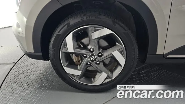 Hyundai Venue 2021 thumb 4