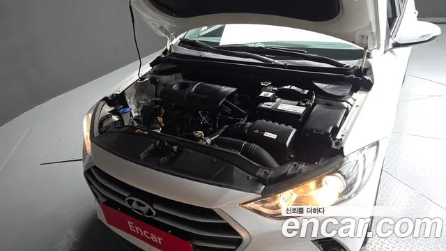 Hyundai Avante 2018 thumb 6
