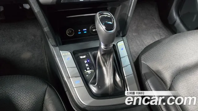 Hyundai Avante 2018 thumb 9