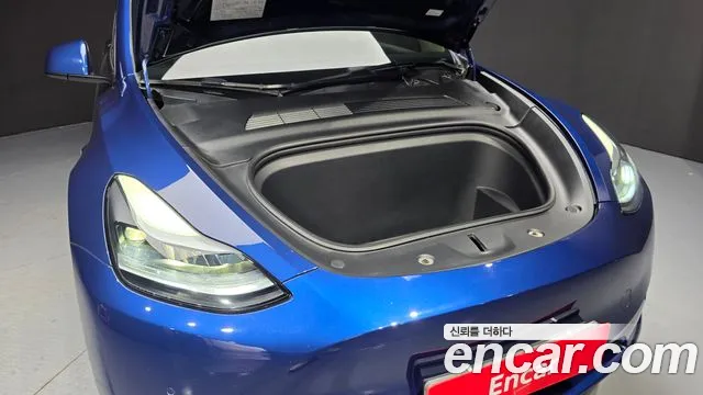 Tesla Model Y 2021 thumb 6