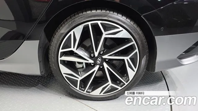 Hyundai IONIQ 6 2022 thumb 4