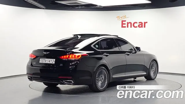 Genesis G80 2016 thumb 2