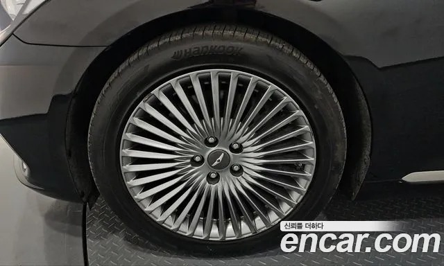 Genesis G80 2016 thumb 5