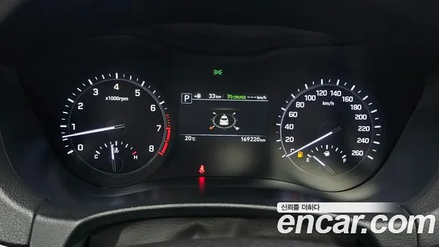 Genesis G80 2016 thumb 8