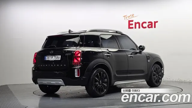 MINI Countryman 2024 thumb 2