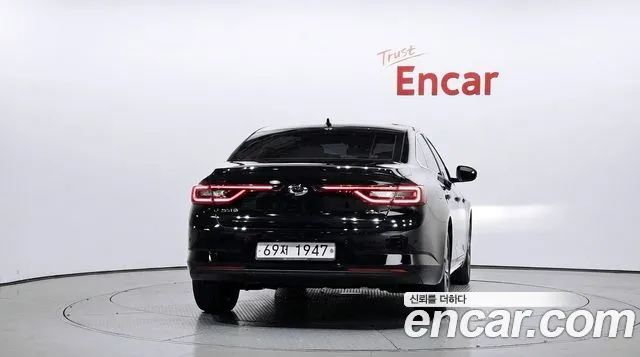 Renault-KoreaSamsung Megane 2019 thumb 4