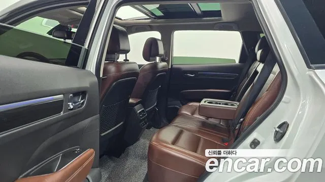 Renault-KoreaSamsung Koleos 2017 thumb 12