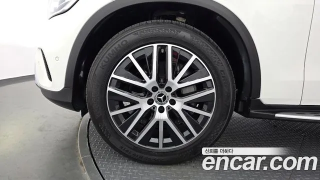 Mercedes-Benz GLC 2022 thumb 5