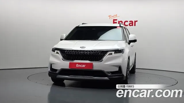 Kia Carnival 2021 thumb 3