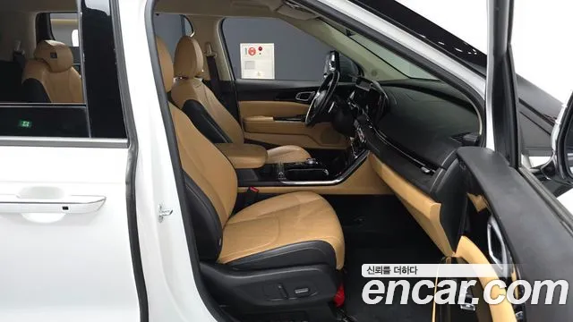 Kia Carnival 2021 thumb 11