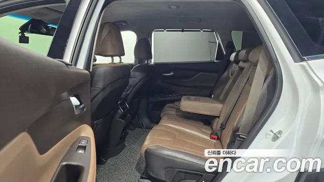 Hyundai Santa Fe 2018 thumb 11