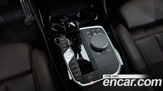 BMW X4 2023 thumb 8
