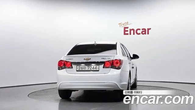 ChevroletGMDaewoo Cruze 2013 thumb 4