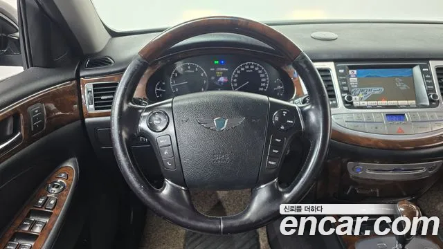 Hyundai Genesis 2011 thumb 11
