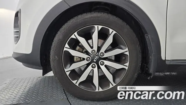 Kia Sportage 2015 thumb 5