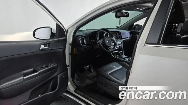 Kia Sportage 2015 thumb 10