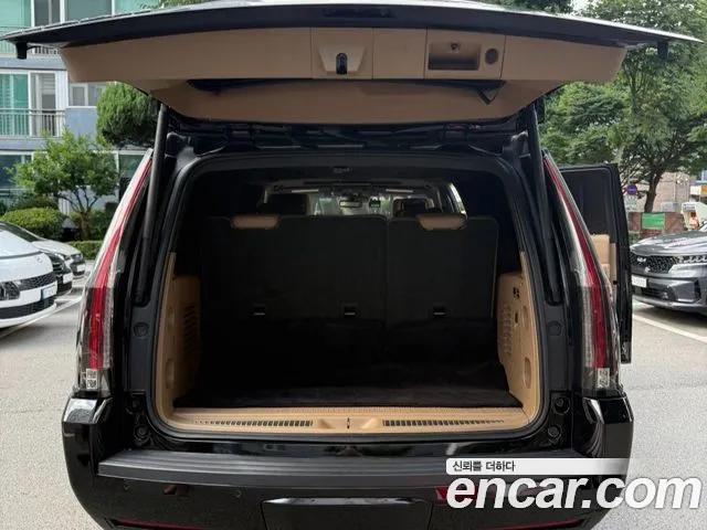 Cadillac Escalade 2018 thumb 9