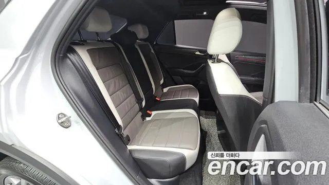 Volkswagen T-Roc 2021 thumb 11
