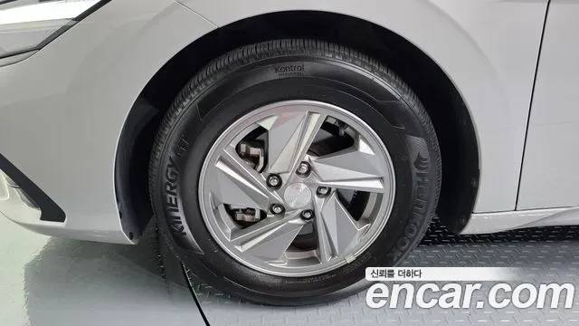 Hyundai Avante 2024 thumb 4