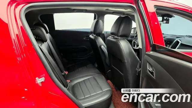 ChevroletGMDaewoo Aveo 2014 thumb 11