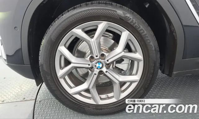 BMW X4 2022 thumb 5