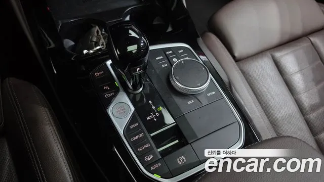 BMW X4 2022 thumb 9