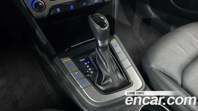 Hyundai Avante 2016 thumb 9