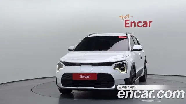 Kia Niro 2022 thumb 2
