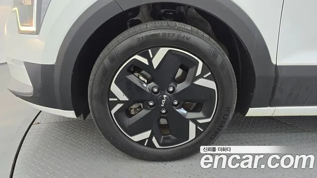 Kia Niro 2022 thumb 4