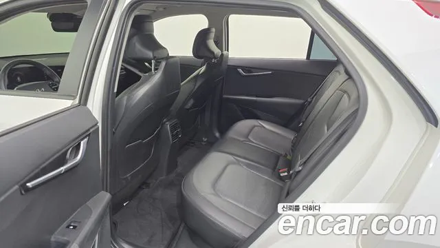 Kia Niro 2022 thumb 10