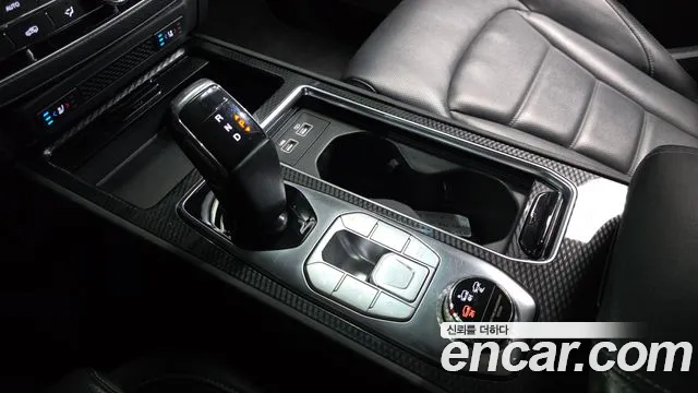 KG_Mobility_Ssangyong Rexton 2021 thumb 9