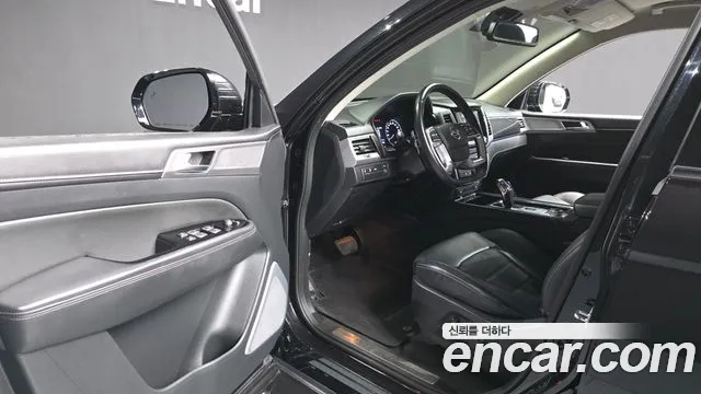 KG_Mobility_Ssangyong Rexton 2021 thumb 10