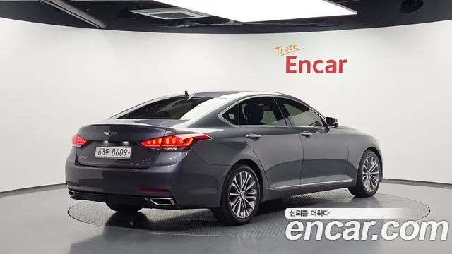 Hyundai Genesis 2014 thumb 2