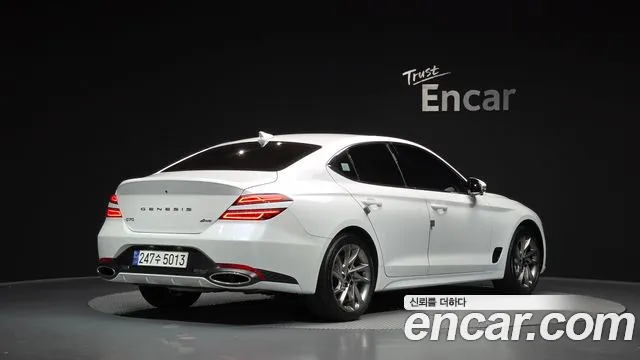 Genesis G70 2023 thumb 2