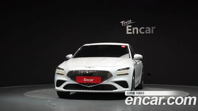 Genesis G70 2023 thumb 3