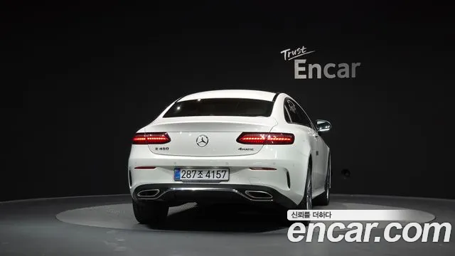 Mercedes-Benz E-Класс 2023 thumb 4