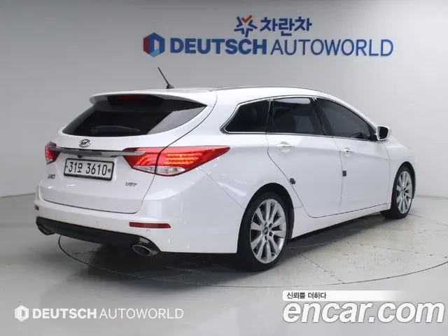 Hyundai i40 2013 thumb 2