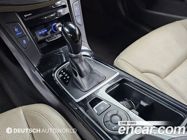 Hyundai i40 2013 thumb 9