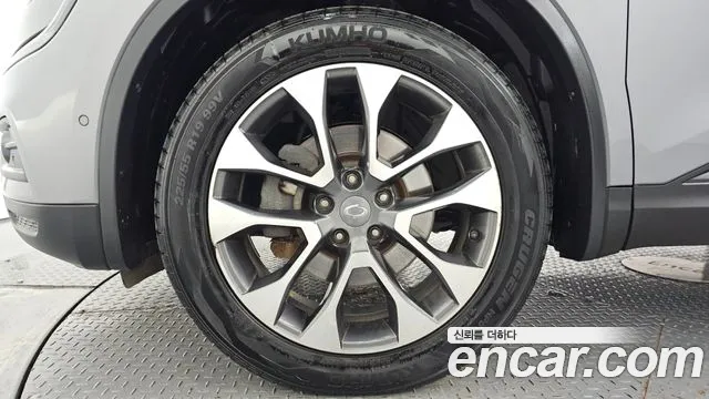 Renault-KoreaSamsung Koleos 2016 thumb 5
