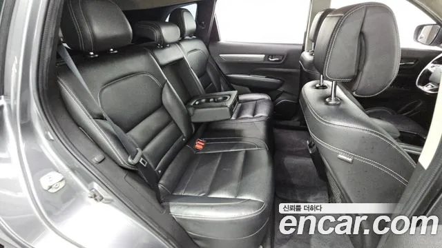 Renault-KoreaSamsung Koleos 2016 thumb 12