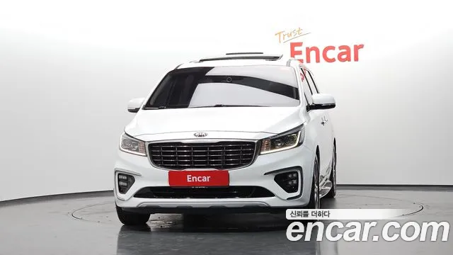 Kia Carnival 2019 thumb 3