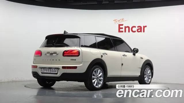 MINI Clubman 2021 thumb 2